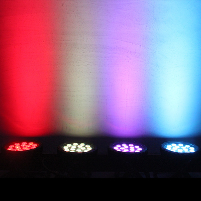 90w LED RGBW Wall Wash Light DMX512 Scène DJ Fête Disco Bar Affichage de lumière