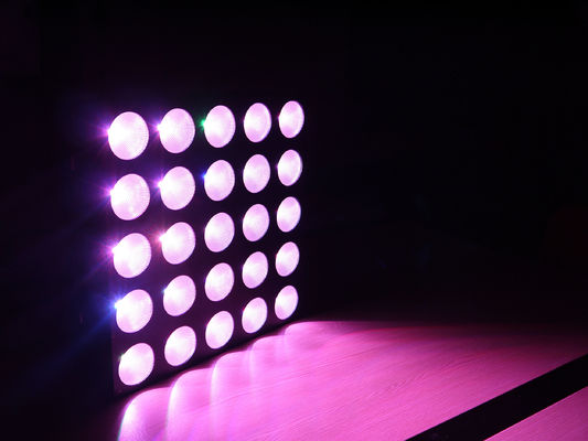 les yeux de 5x5 DMX 25 lavent la lampe magique d'étape d'oeillère de Matrix de lumière de dos de LED