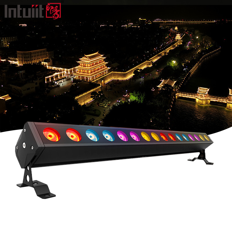Maison en aluminium de haute qualité résistant à l'eau extérieur IP65 16x5w LED Lumière linéaire